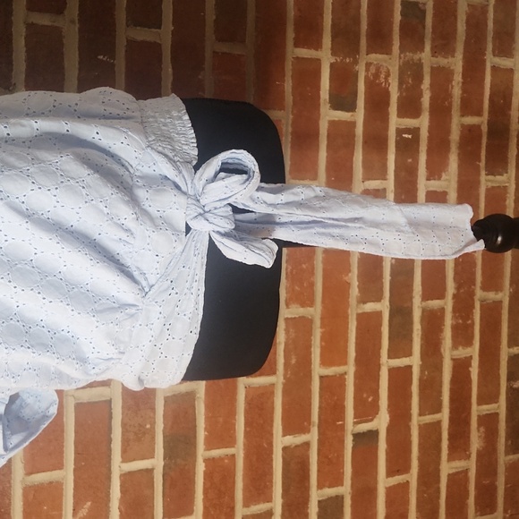 NWT Do + Be asymmetrical eyelet top  Large - Picture 3 of 11